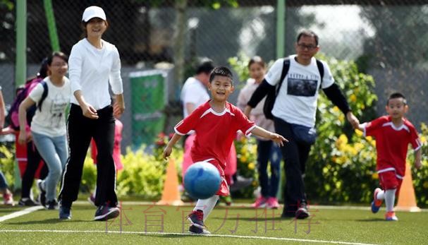 中国足球协会启动幼儿足球普及工程 中国足球协会启动幼儿足球普及工程